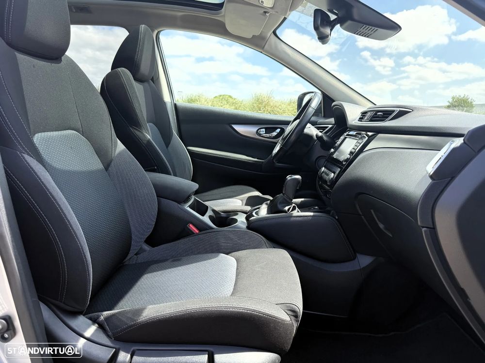 Nissan Qashqai 1.2 DIG-T N-Connecta 18 Xtronic - 41