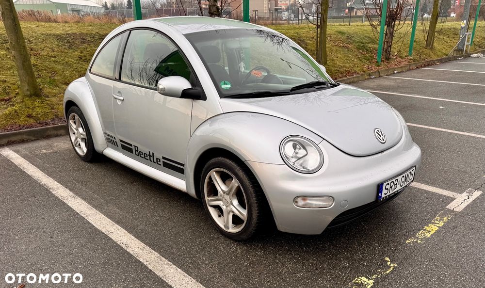 Volkswagen New Beetle 1.6 United - 23