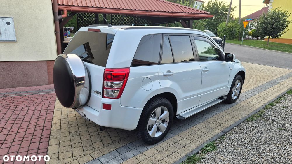 Suzuki Grand Vitara 2.0 Comfort - 14