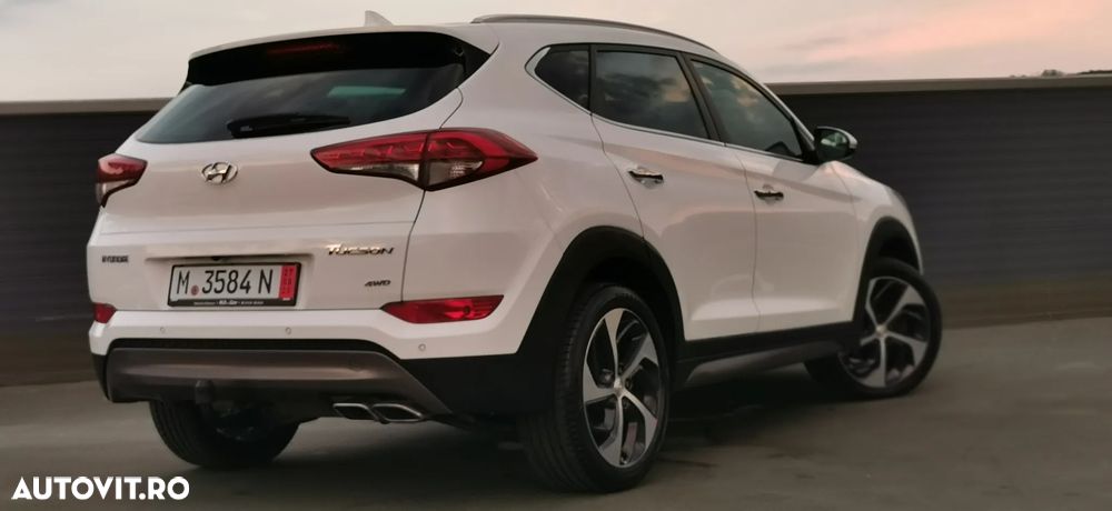 Hyundai Tucson 2.0 CRDI 4WD Advantage - 5