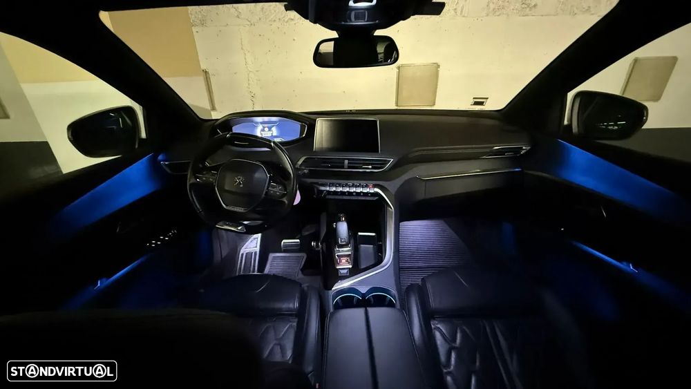 Peugeot 5008 1.5 BlueHDi GT Line J19 EAT8 - 14