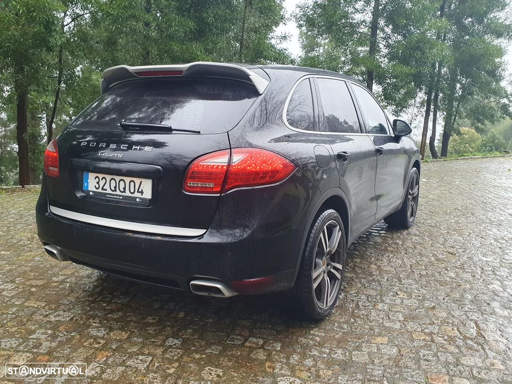 Porsche Cayenne Platinum Edition - 10