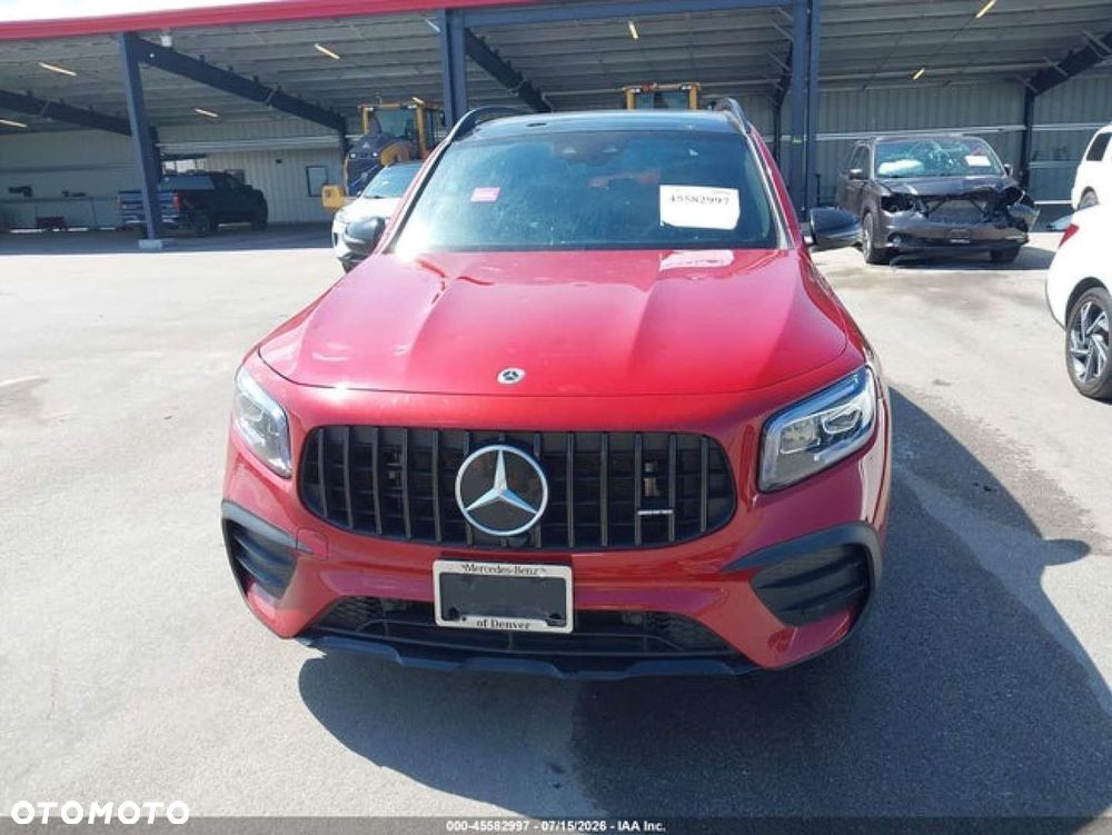 Mercedes-Benz GLB - 9