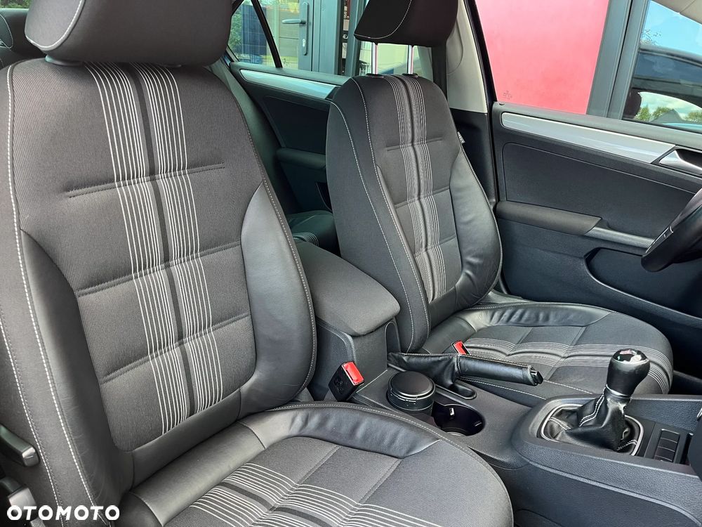 Volkswagen Jetta 1.4 TSI Match - 21
