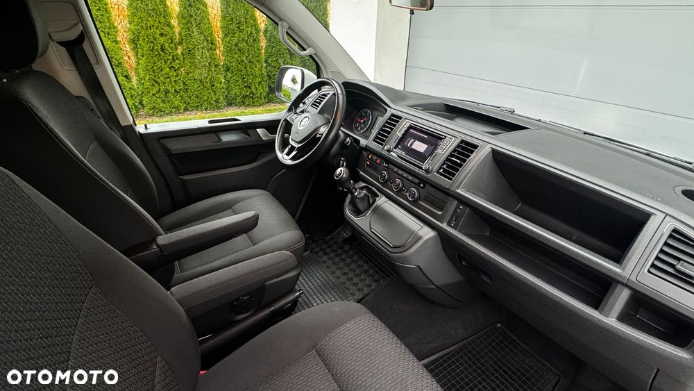 Volkswagen Multivan 2017 photo 3