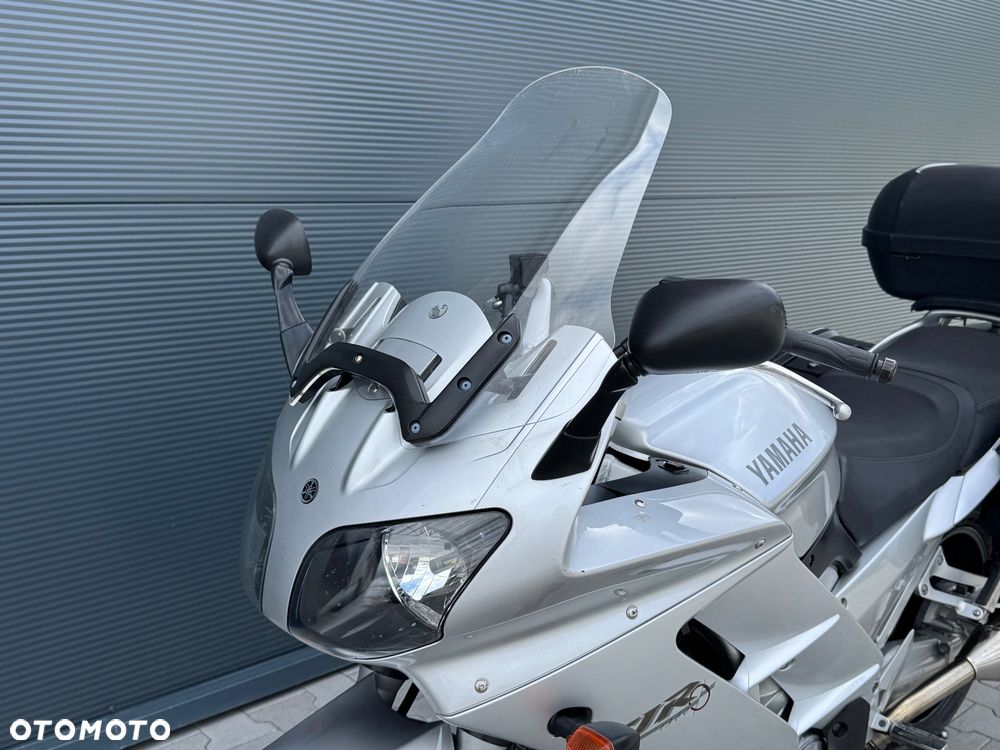 Yamaha FJR - 12