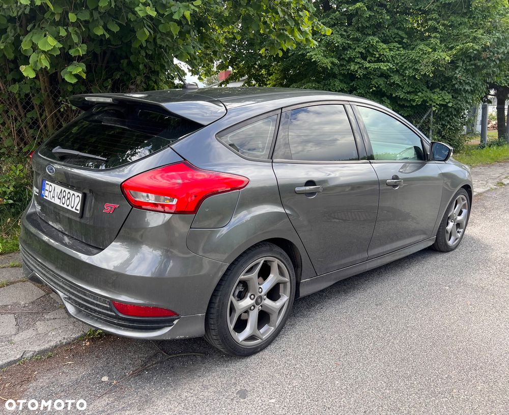 Ford Focus - 4