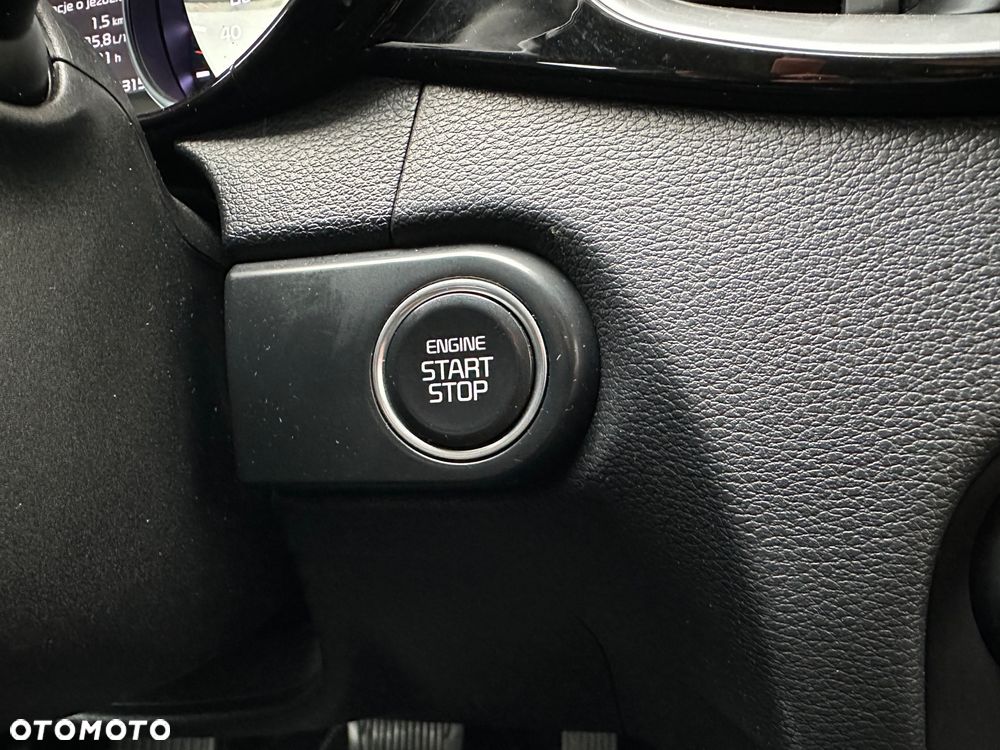 Kia XCeed 1.4 T-GDI L Business Line DCT - 32