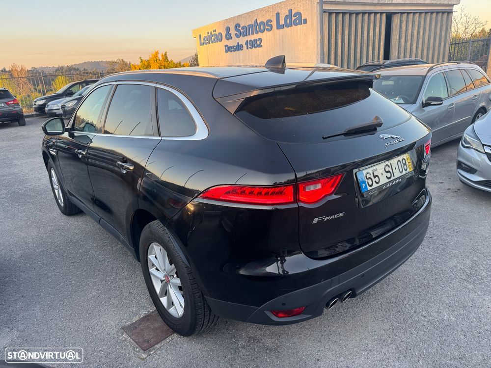 Jaguar F-Pace 2.0 i4D Prestige AWD - 45