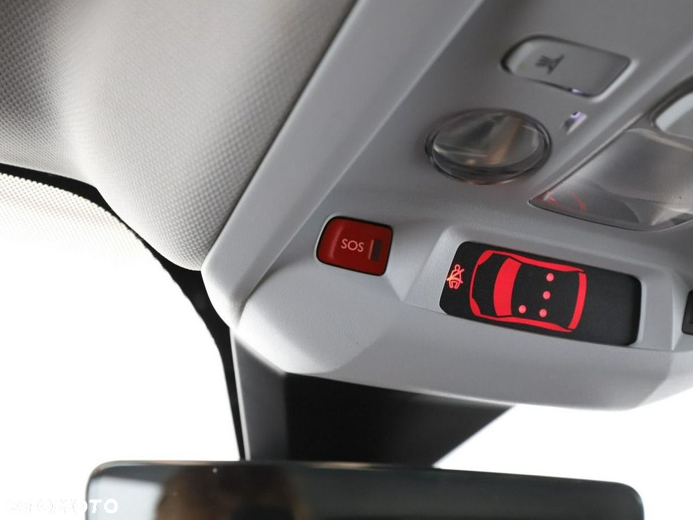 Peugeot 3008 1.6 PureTech Hybrid PHEV Allure Pack S&S EAT8 - 40