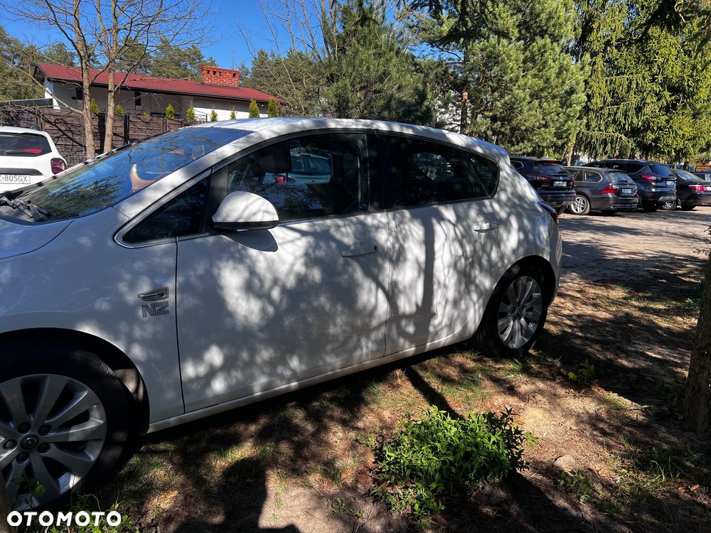 Opel Astra 1.4 T Cosmo - 6