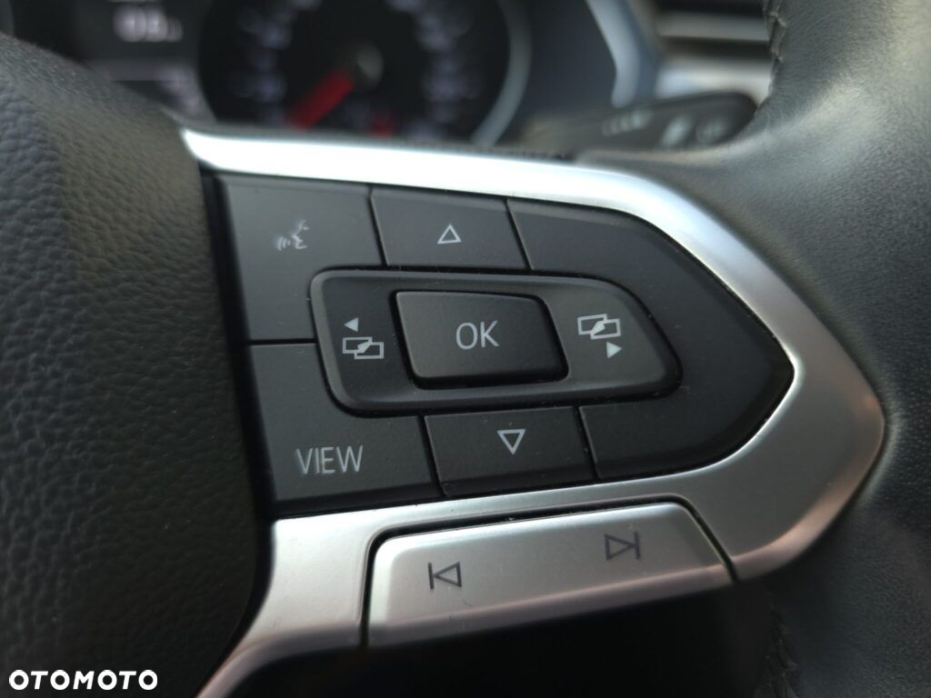 Volkswagen Passat 2.0 TDI EVO Business - 22