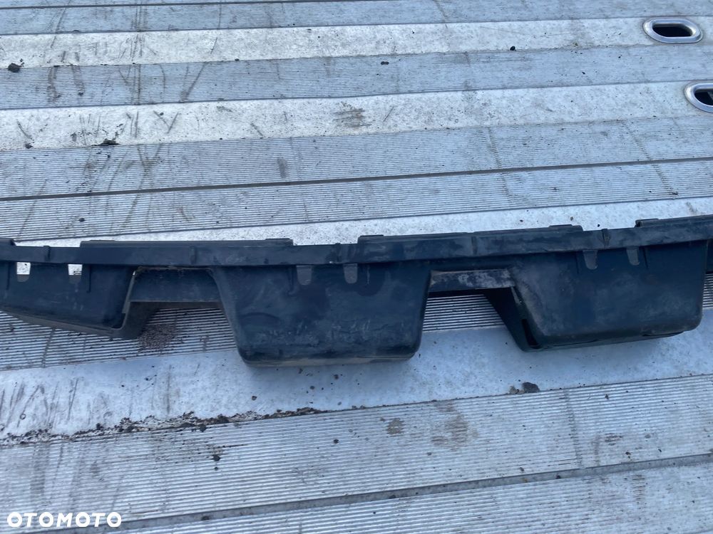 ŚLIZG MOCOWANIE ZDERZAKA ŚRODKOWY TYŁ SEAT IBIZA IV 6J4807863 - 3