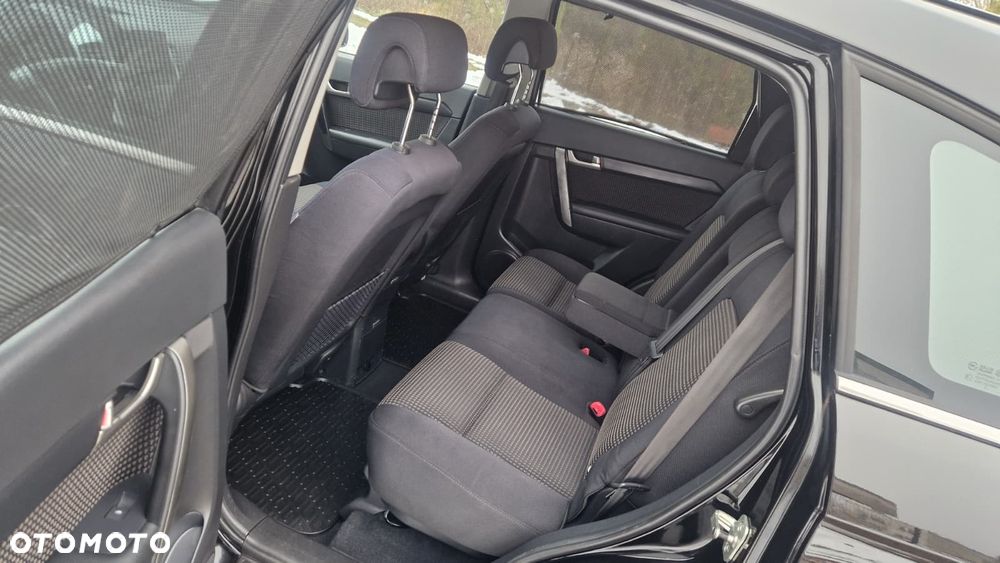 Chevrolet Captiva 2.4 2WD 7 Sitzer LS - 23