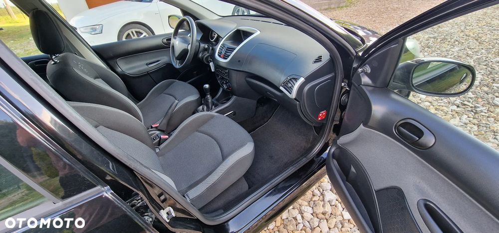 Peugeot 206 plus 75 Urban Move - 11