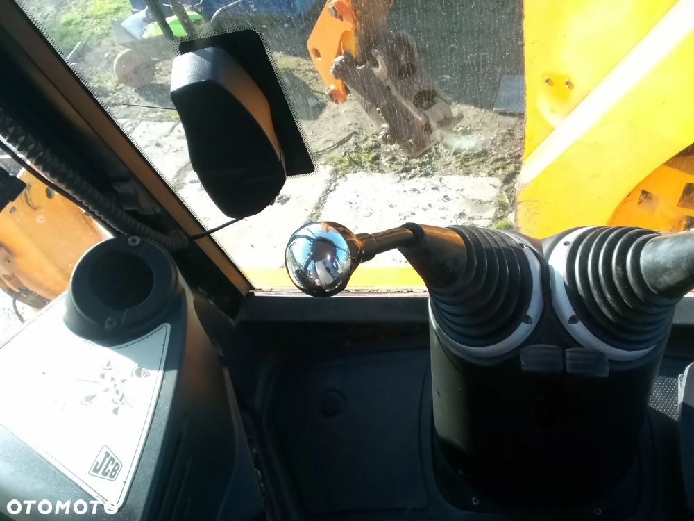 JCB 3CX Contractor - 5