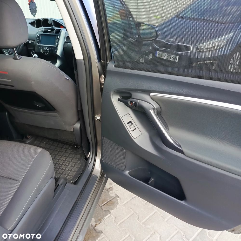 Toyota Verso 1.8 Selection EU6 - 23