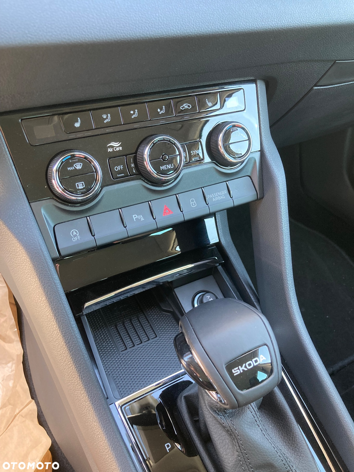 Skoda Karoq 1.5 TSI ACT DSG Selection - 6