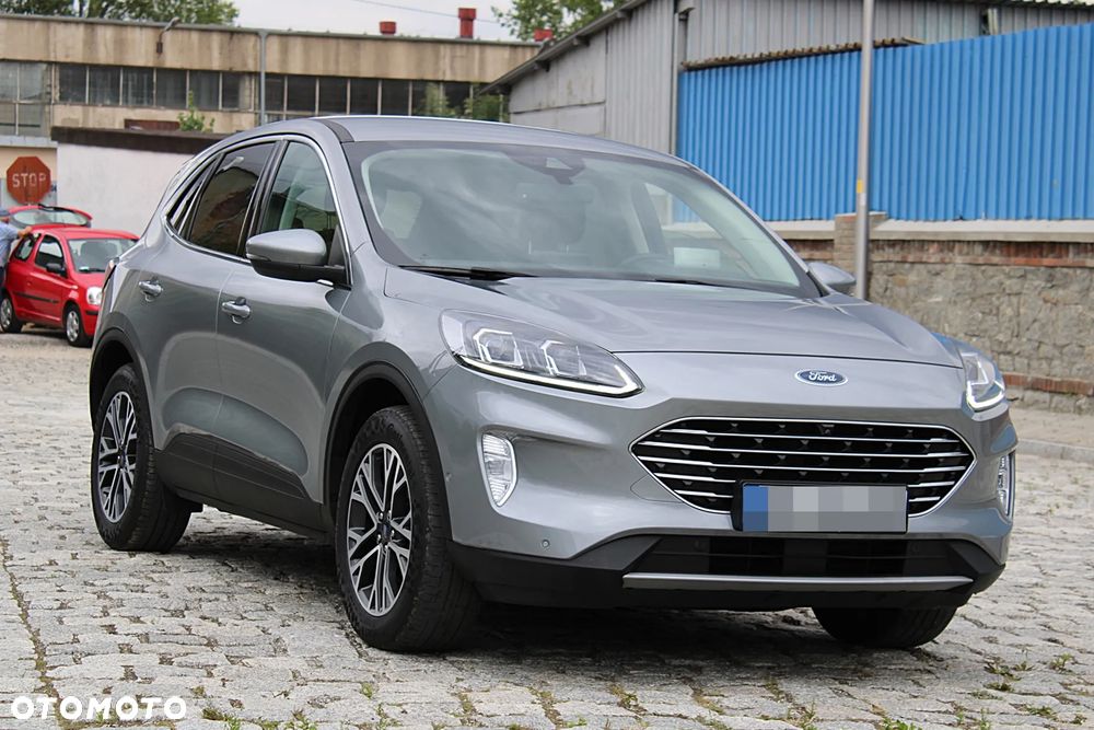 Ford Kuga 2.0 EcoBlue 4x4 TITANIUM - 4