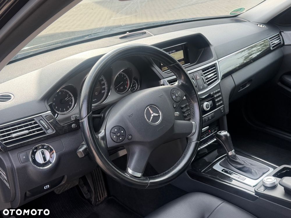 Mercedes-Benz Klasa E - 13