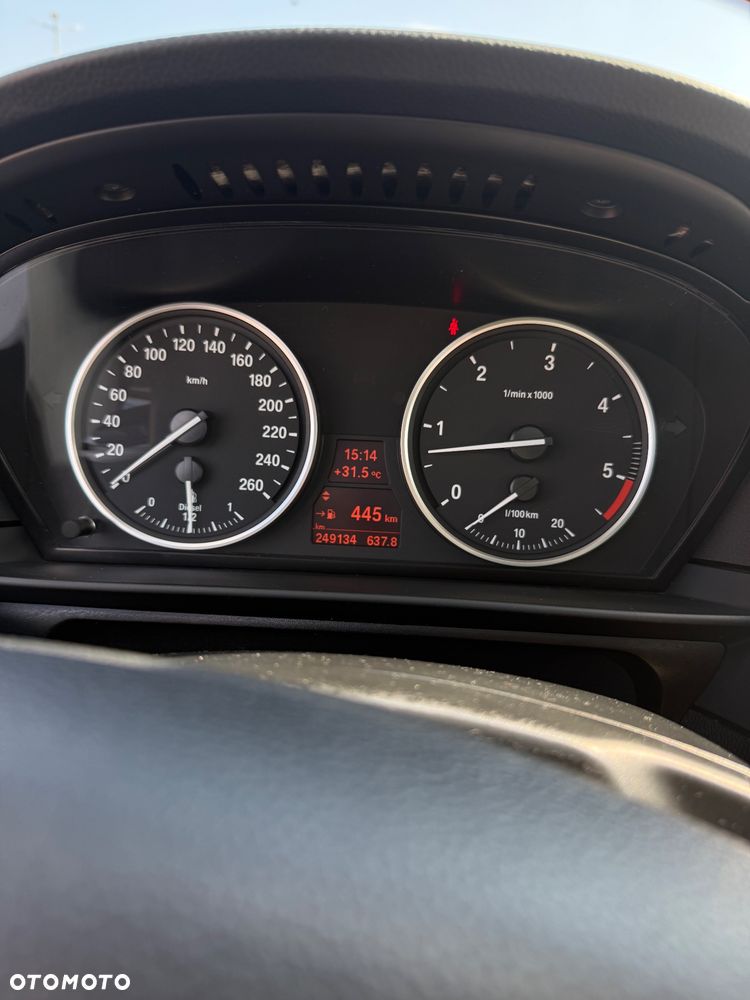 BMW Seria 5 525d - 20
