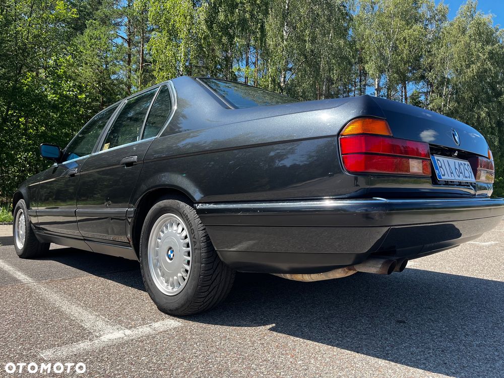 BMW Seria 7 - 16