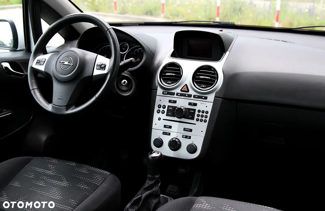 Opel Corsa 1.2 16V Enjoy S&S - 26