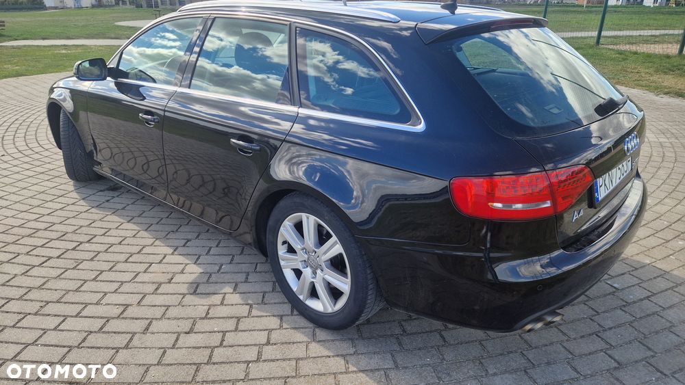 Audi A4 Avant 2.0 TDI DPF multitronic Ambition - 4