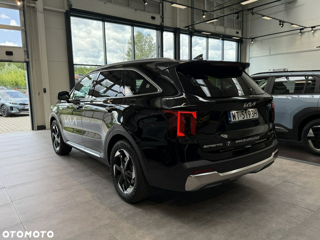 Kia Sorento - 8