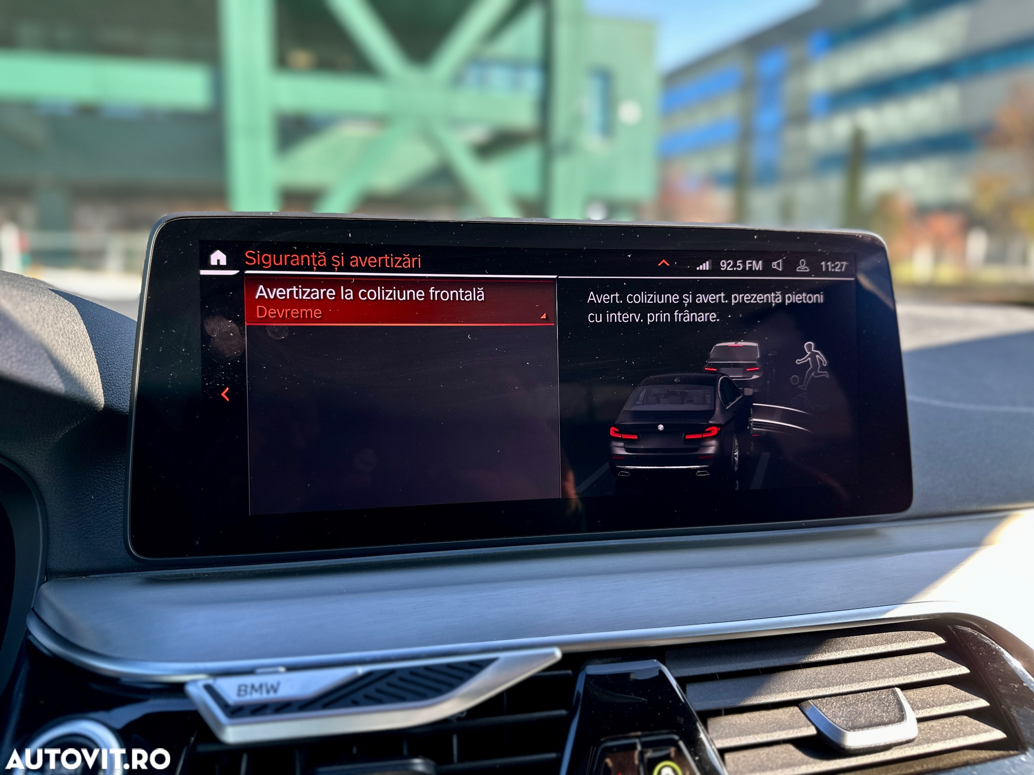 BMW Seria 5 530e xDrive AT PHEV - 24