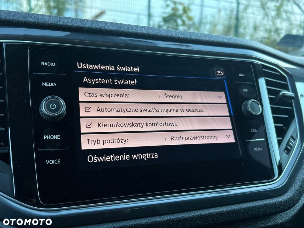 Volkswagen T-Roc - 26