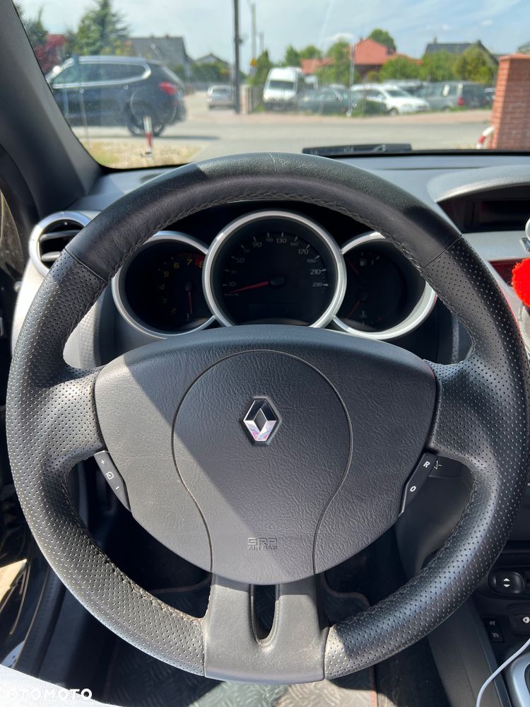 Renault Wind - 8