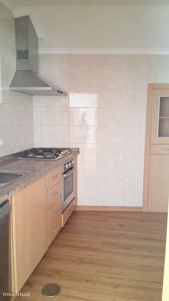Apartamento T2 na Figueira da Foz (junto à praia) - Grande imagem: 3/9