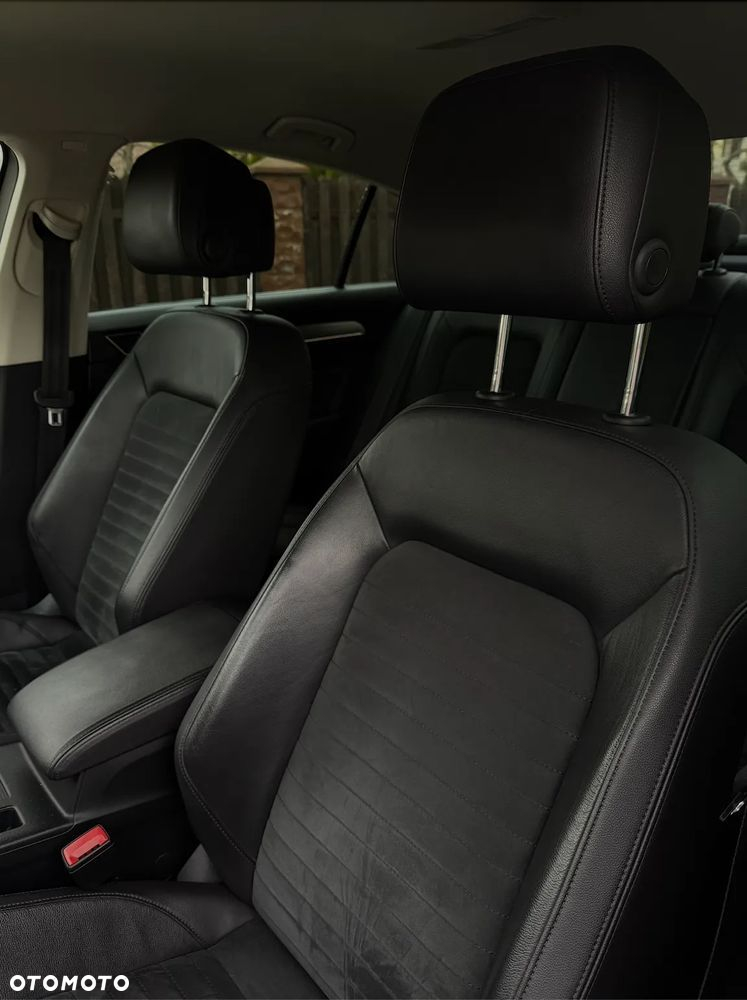 Volkswagen Passat - 17