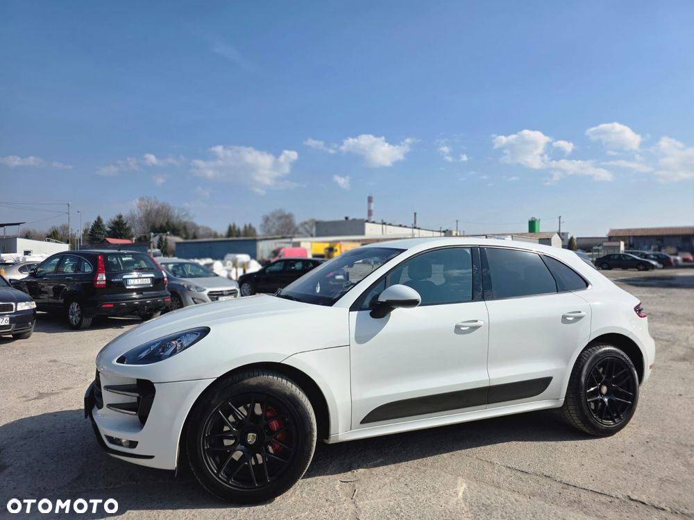 Porsche Macan Turbo - 20