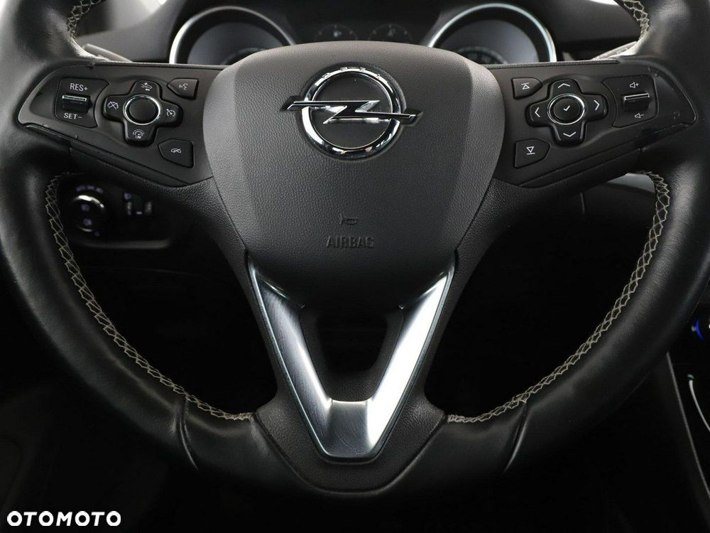 Opel Astra 1.4 Turbo Dynamic - 21