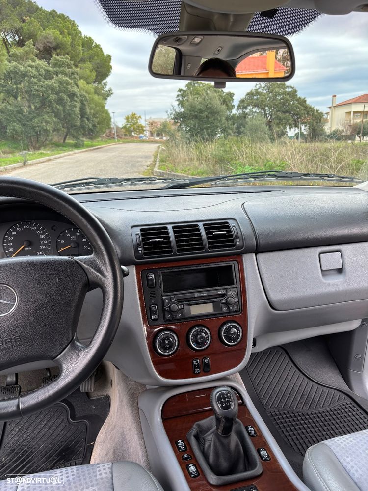 Mercedes-Benz ML 270 CDi - 45