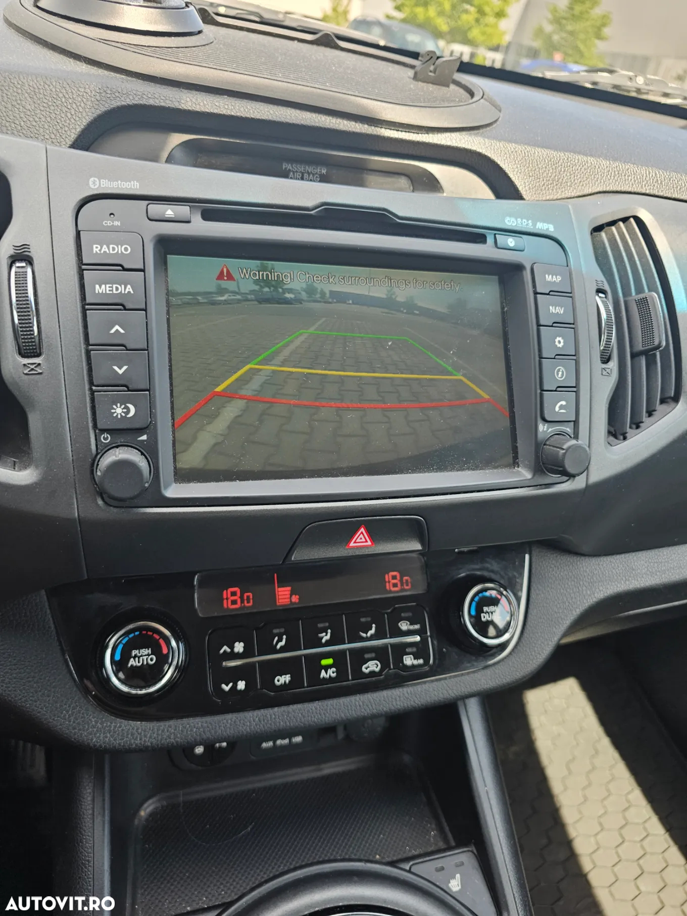 Kia Sportage 2.0 DSL MT 4x4 PREMIUM - 8