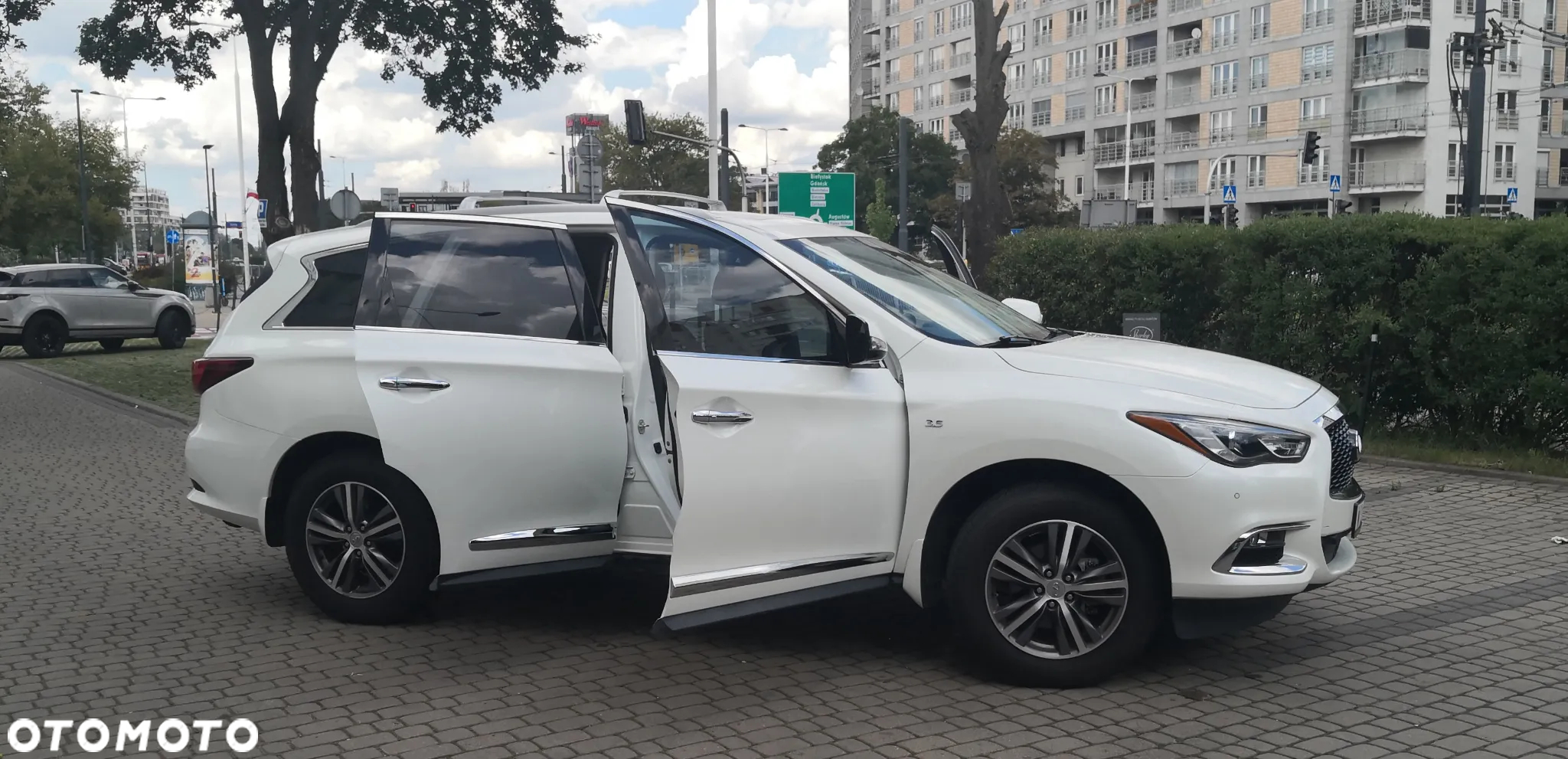 Infiniti QX60 3.5 Hi-Tech - 11