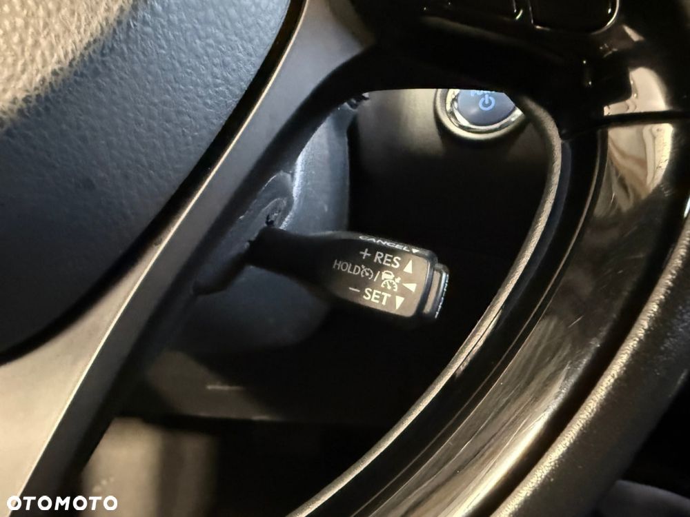 Toyota C-HR Lounge - 24