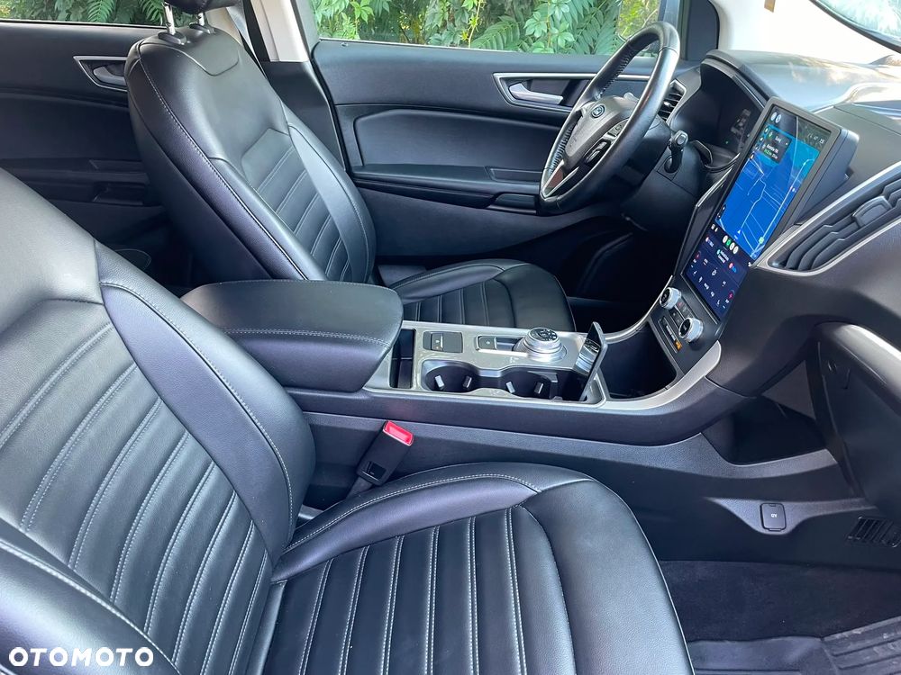 Ford Edge - 10