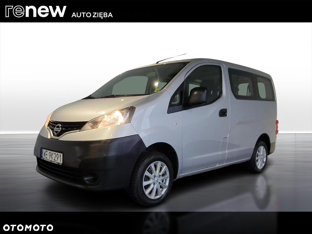 Nissan nv200