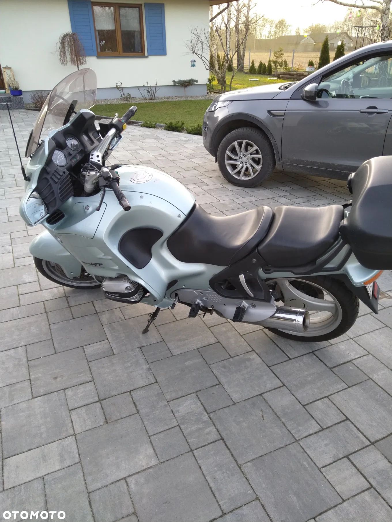 BMW R - 1