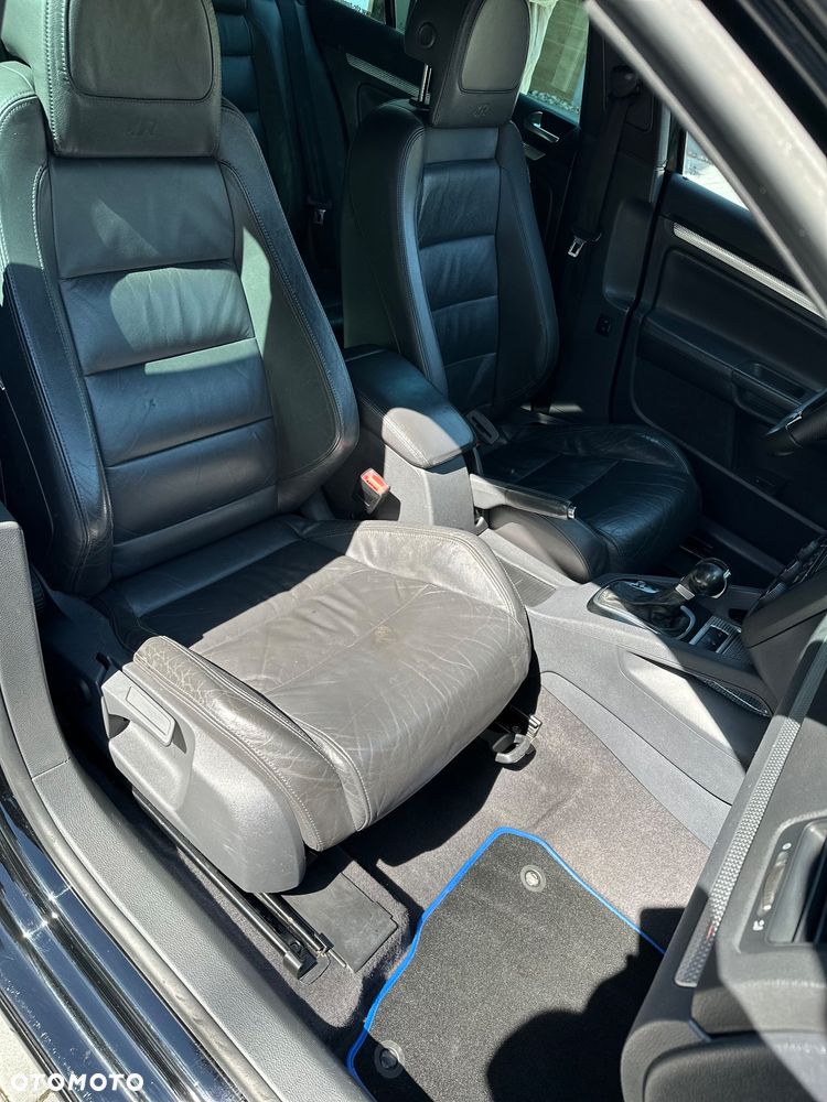 Volkswagen Golf R32 4Motion DSG - 11