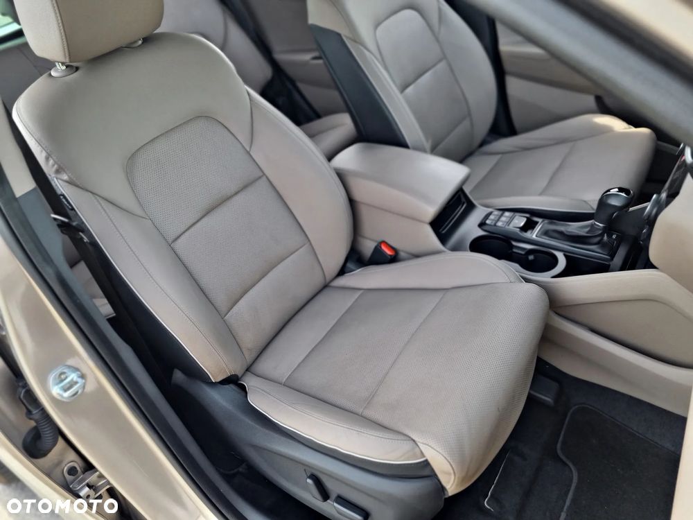 Hyundai Tucson blue 1.6 CRDi 2WD DCT Premium - 23