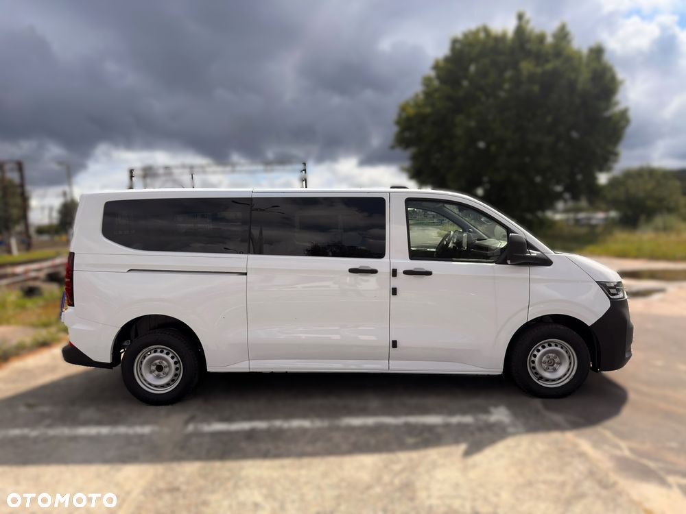 Volkswagen Transporter Kombi L2H1 M1 - 13