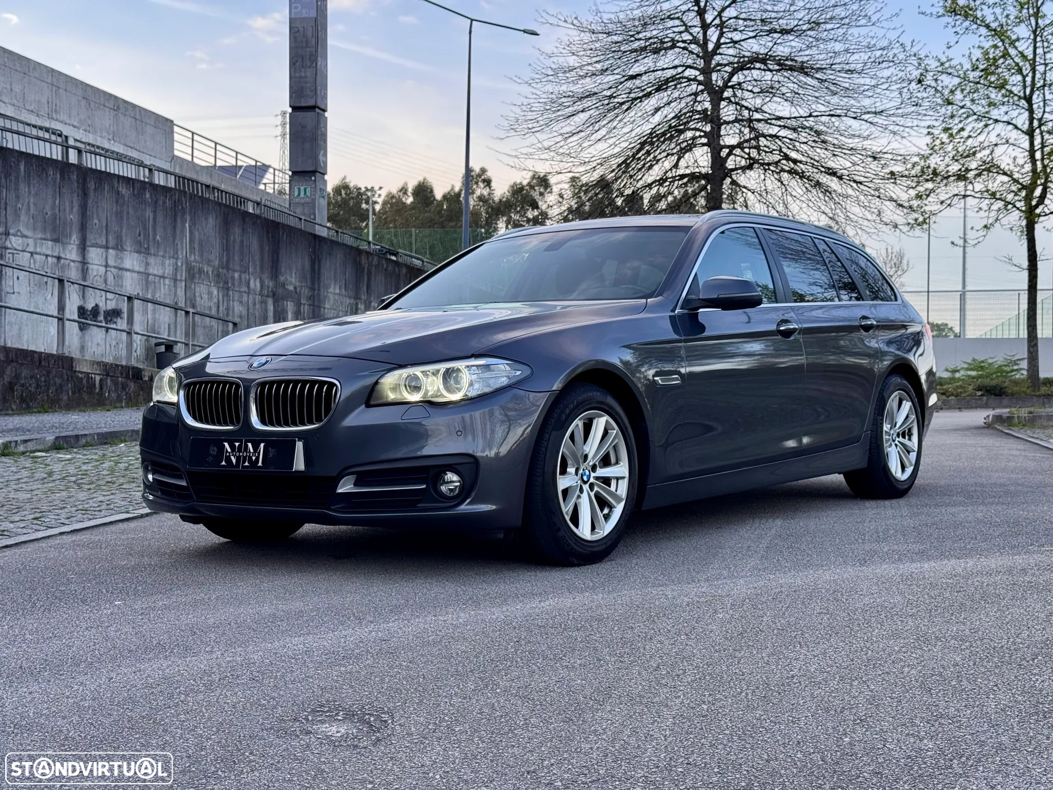 BMW 520 d Auto - 14