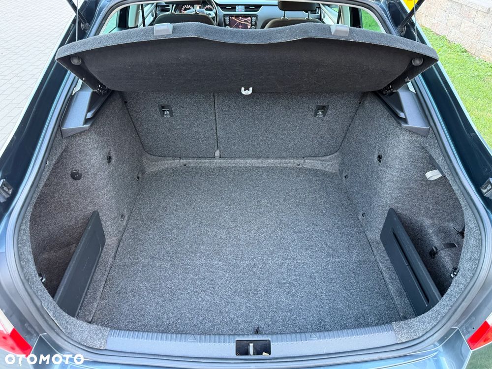 Skoda Octavia 1.6 TDI DPF Elegance - 31