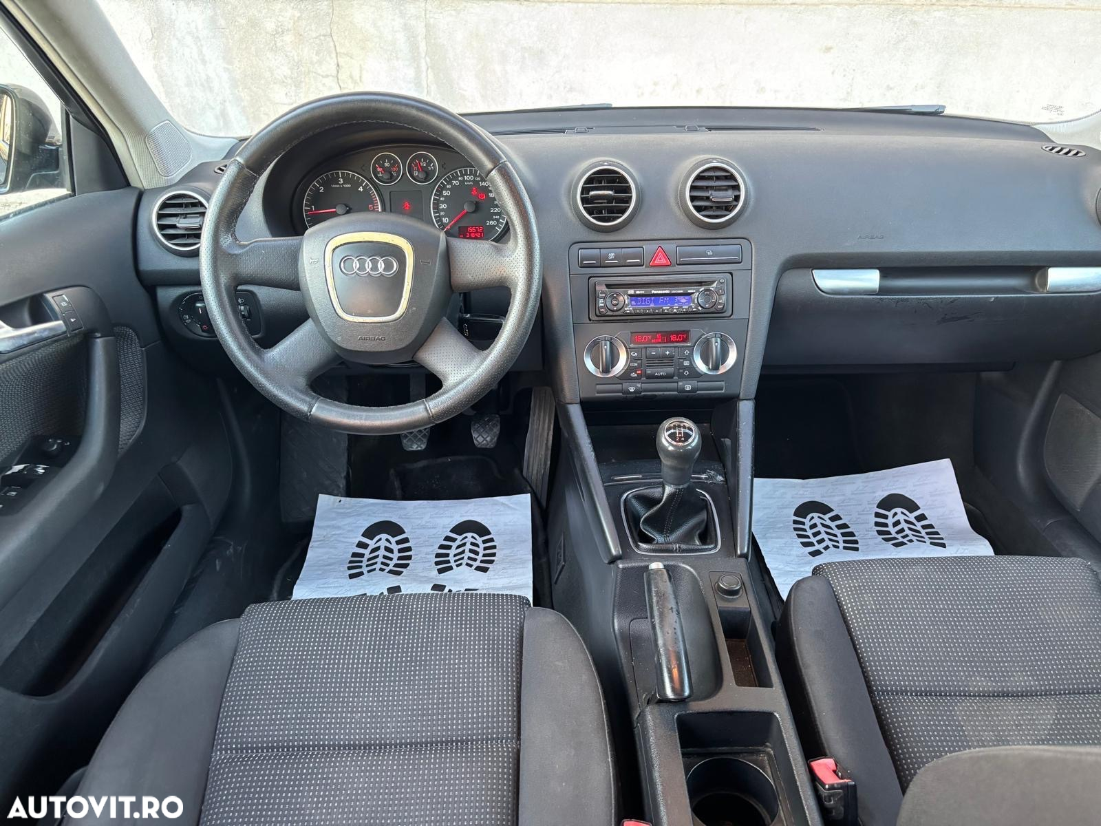 Audi A3 Sportback 1.9 TDI Ambiente - 6