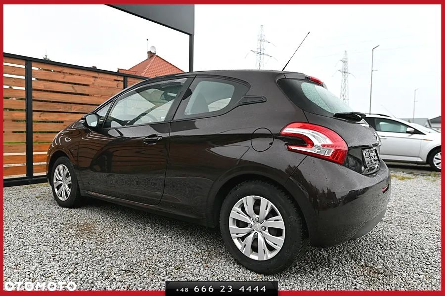 Peugeot 208 1.2 VTi Style - 9